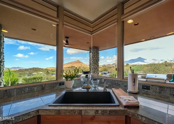 Luxury 2-suite Desert