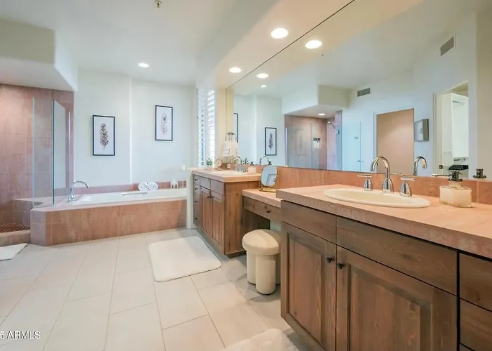 Holiday home Luxury 2-suite Desert *