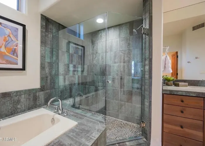 Luxury 2-suite Desert Scottsdale